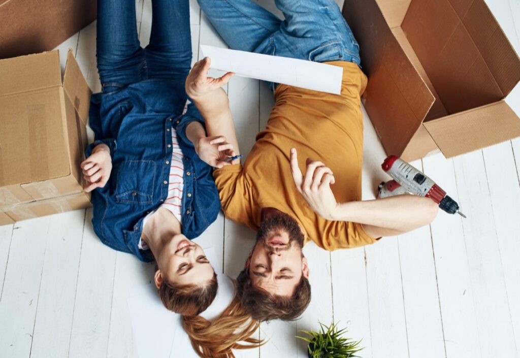 Decyzja o wynajmie mieszkania to kwestia, która wymaga przemyślenia wielu aspektów